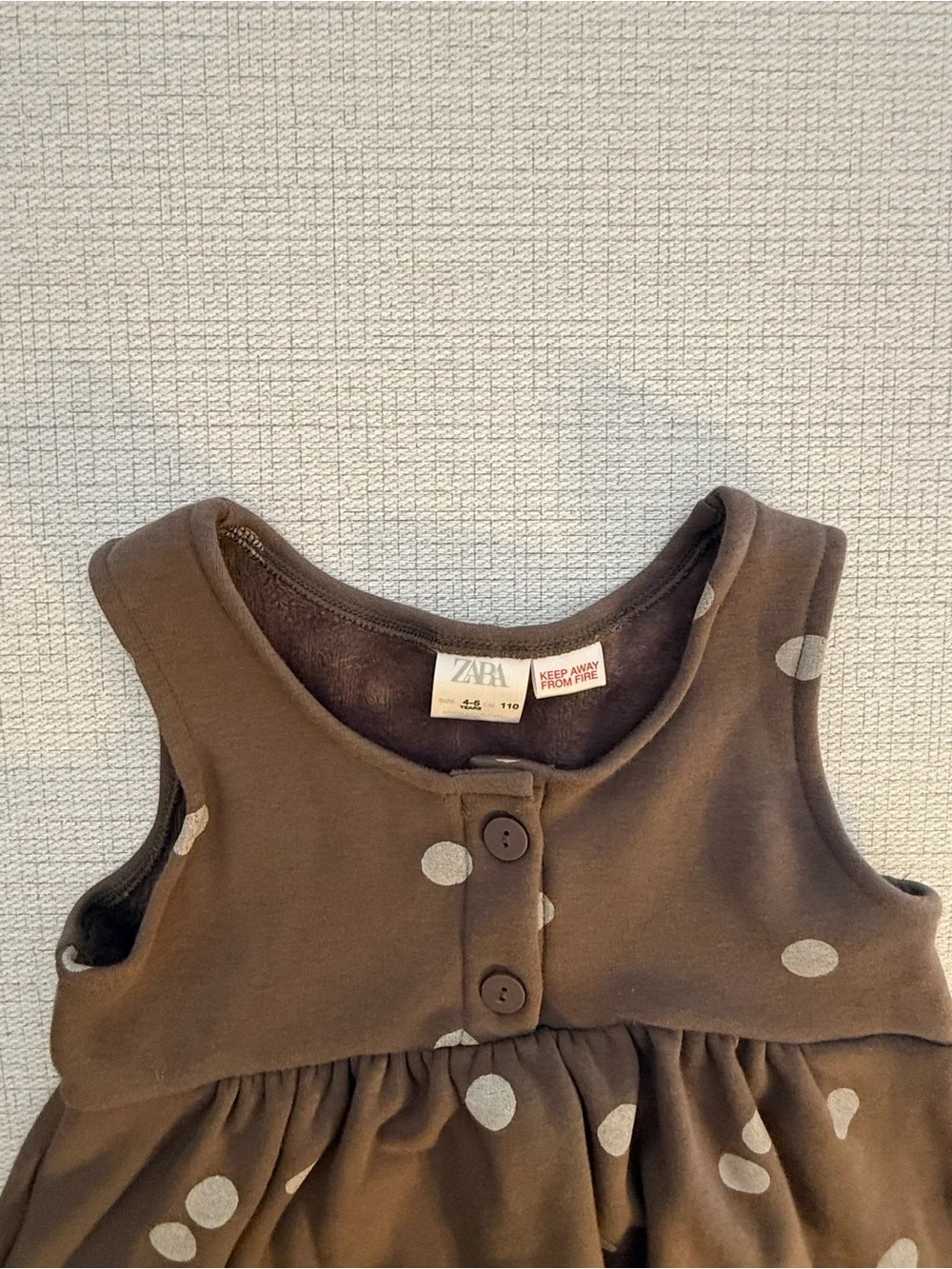 Zara sleeveless casual